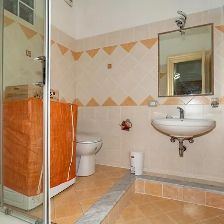 Castle Living Apartament Katania