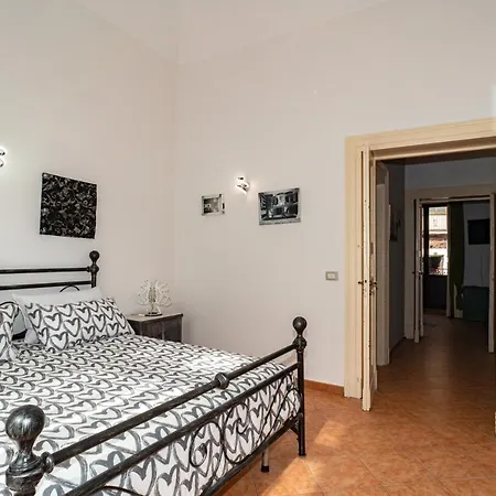 Castle Living Apartment Catania