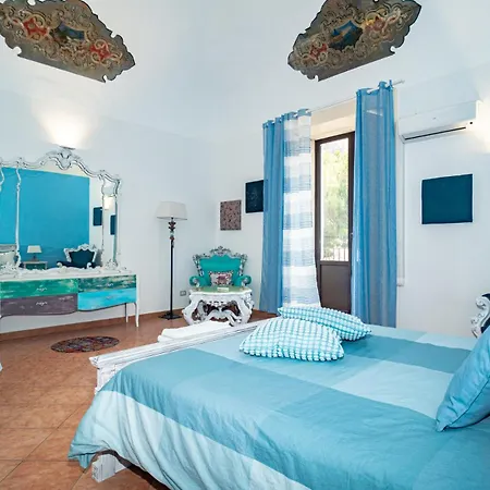 Apartment Castle Living *