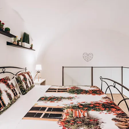 Apartment Castle Living Catania