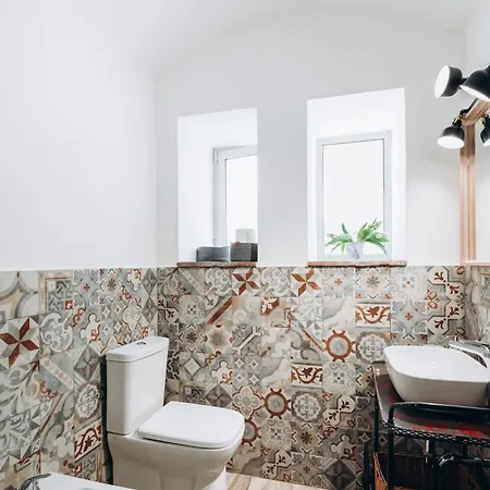 شقة Castle Living